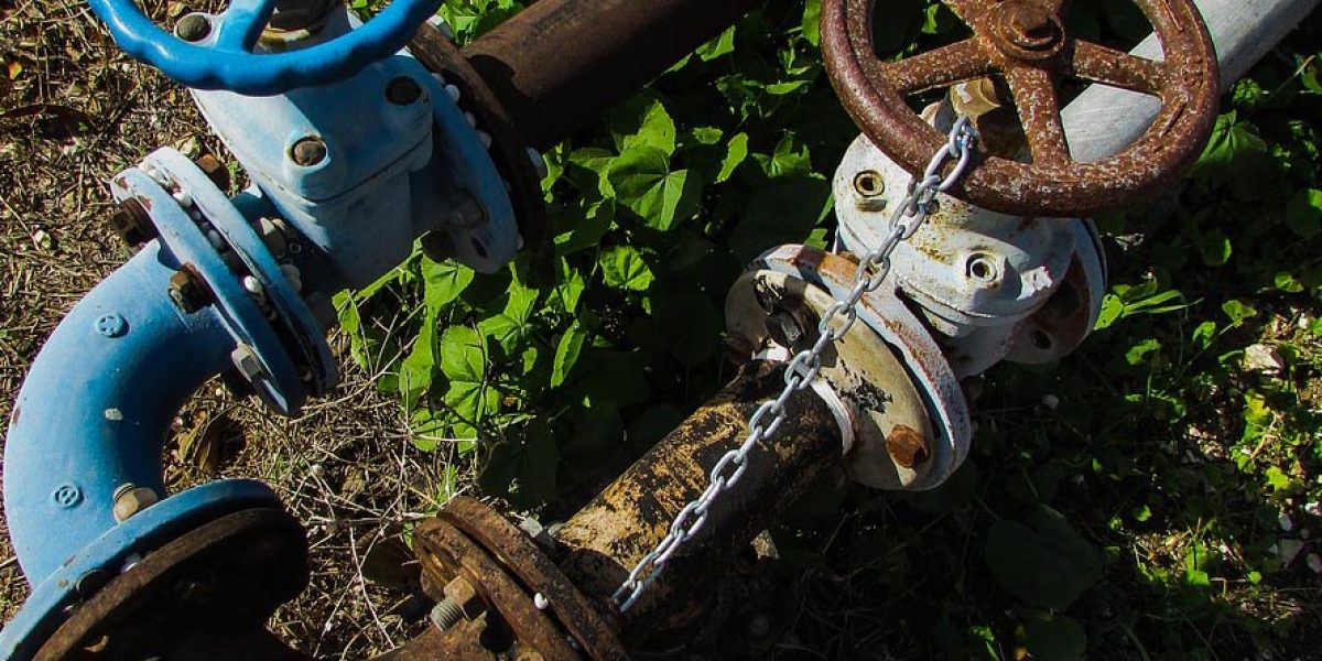 Tuyaux d'alimentation en eau Duraplas dans un champ agricole